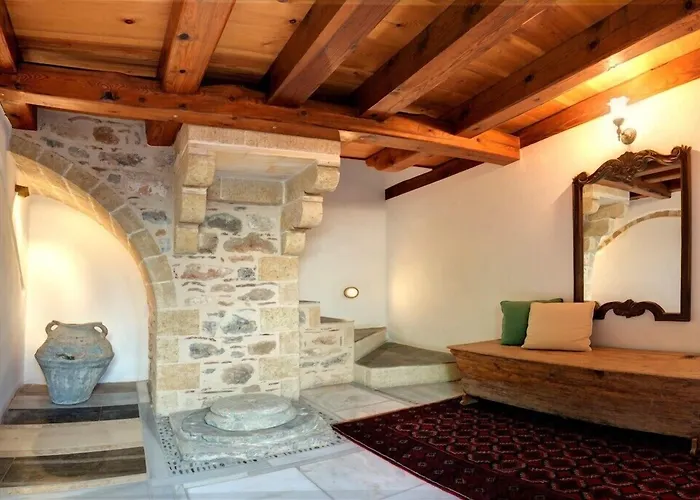 Malvasia Traditional Hotel