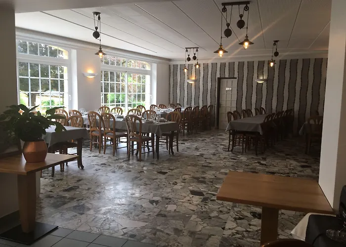 Hotel Restaurant Plaisance-Piscine Couverte Et Chauffee- Proche Sarlat-