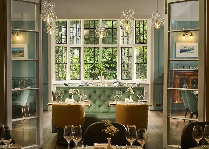 Royal Marine Hotel, By Highland Coast Hotels