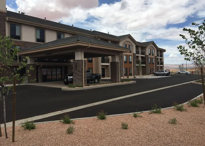 Sleep Inn & Suites Page At Lake Powell