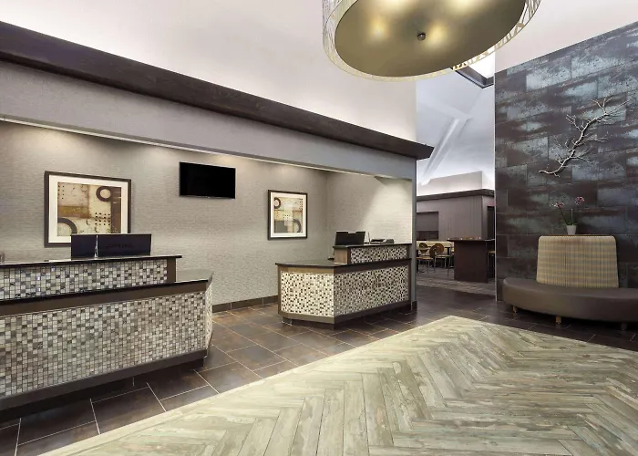 Super 8 By Wyndham Copley Akron