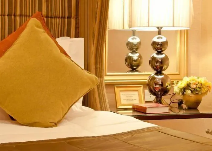 Royal Garden Hotel