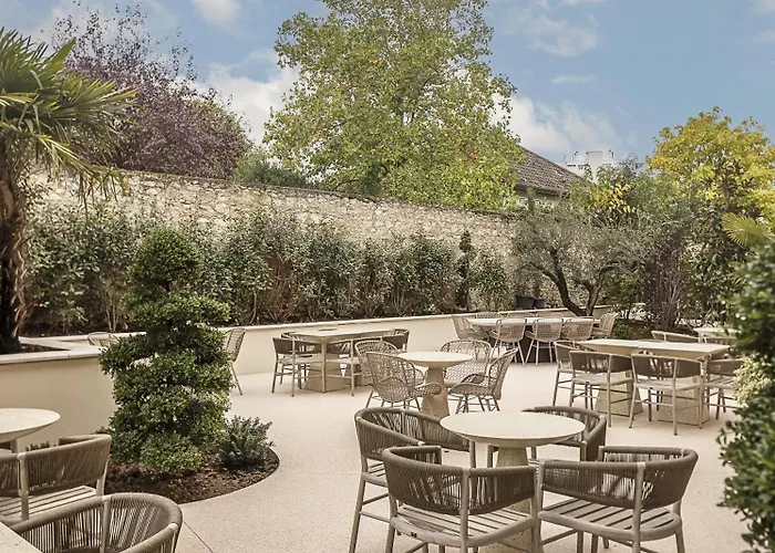 Best Western Plus Hotel Saint-Roch Orleans