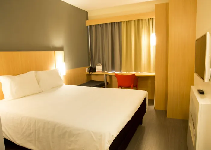 Ibis Aracruz
