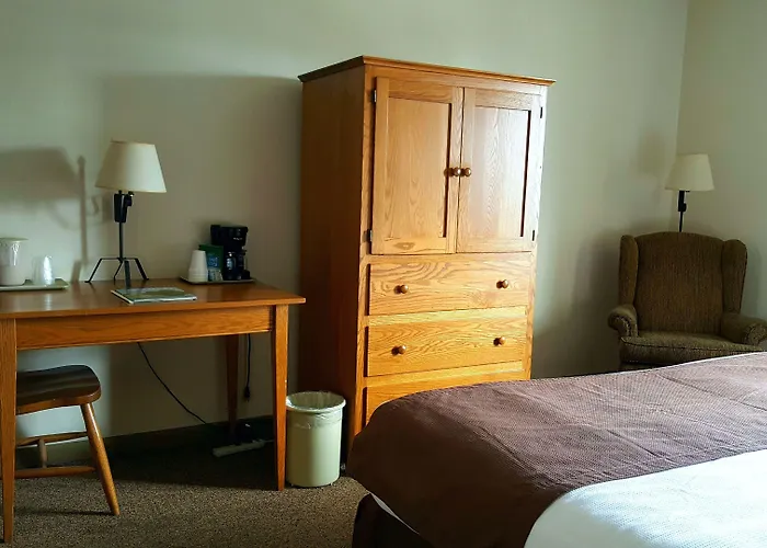 Lodging On The Square