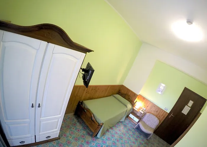 Tourist Hotel