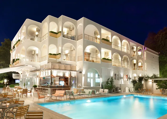 Kronos Hotel