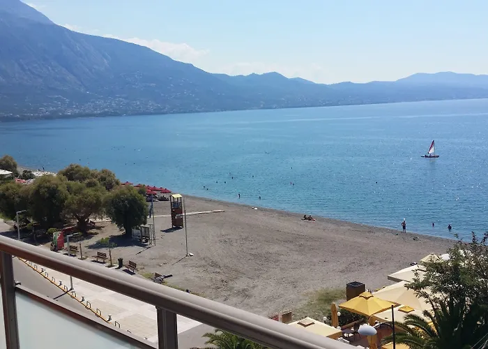Hotel Flisvos