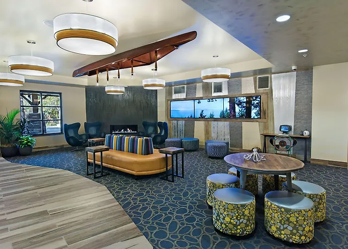 Oxford Suites Bellingham