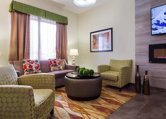 Best Western Plus Fairview Inn & Suites