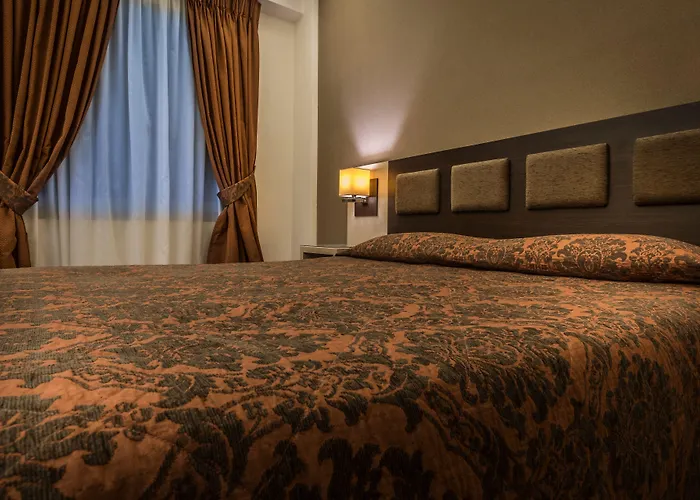 Rex Hotel