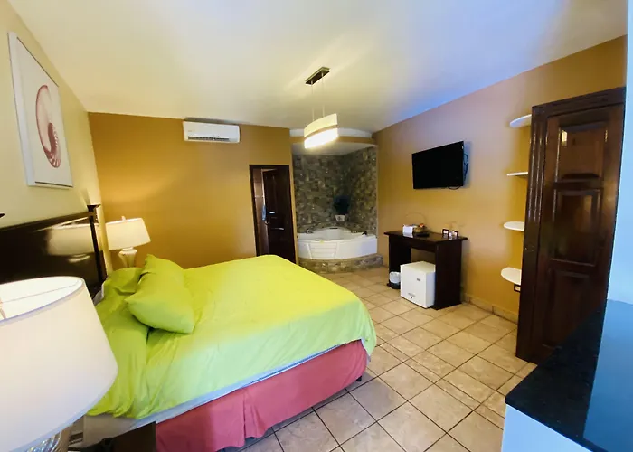 Hotel Puerto Libre