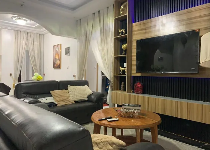 Azure Villa Suites Apart Hotel