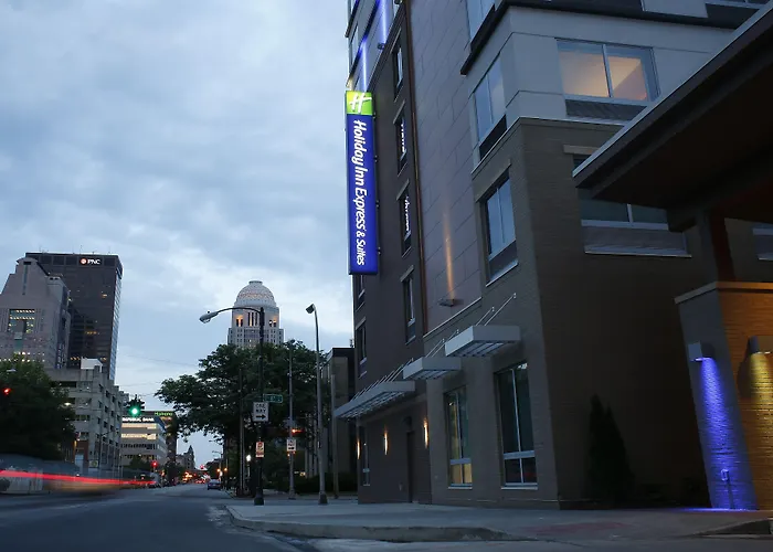 Holiday Inn Express & Suites Downtown Louisville By Ihg