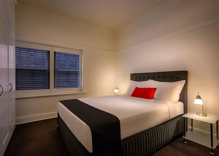 Como Court Budget Accommodation