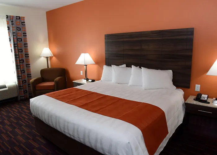 Home Away Kitchen Suites Enid