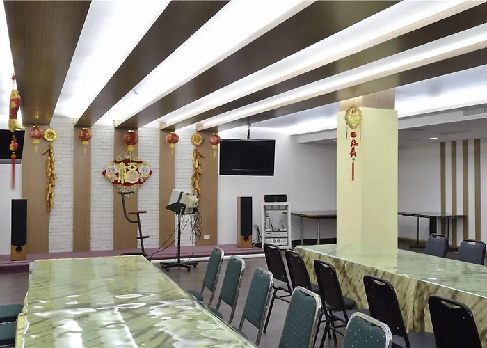 Toong Mao Resorts & Hotel