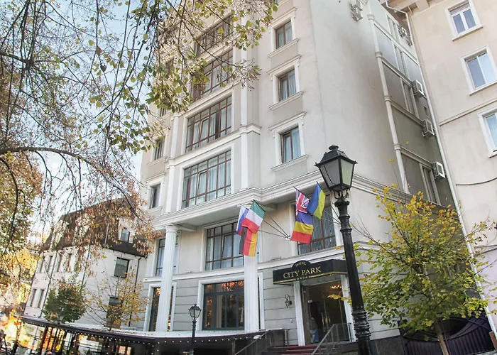 City Park Hotel