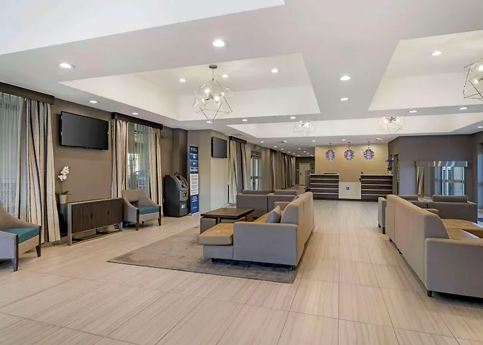 Best Western Plus Gardena-Los Angeles Inn & Suites