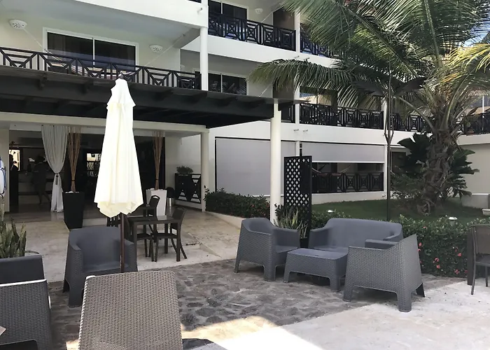 Savoy Hotel Boutique