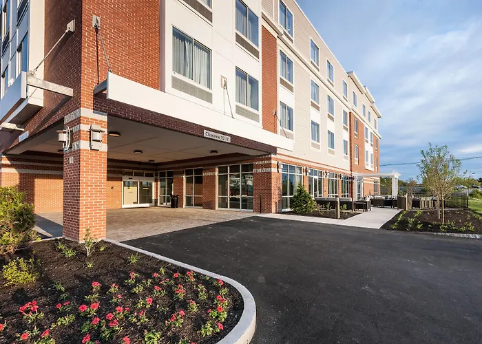 Courtyard By Marriott Boston Littleton