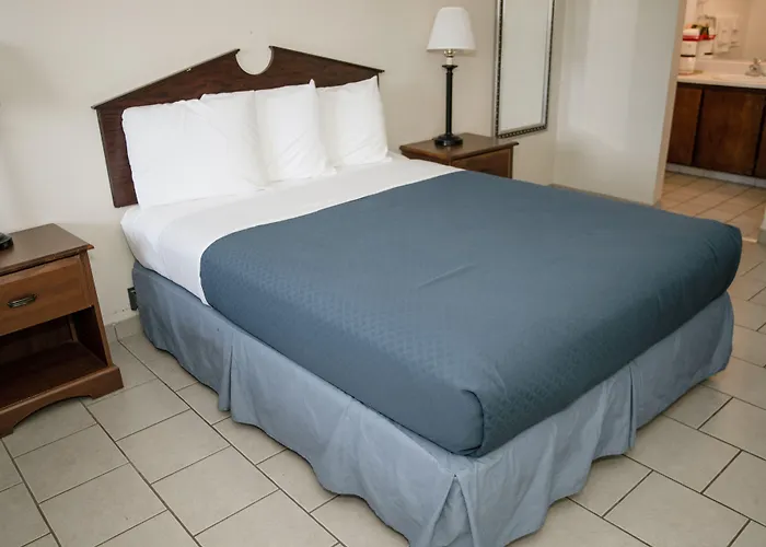 Pacific Inn
