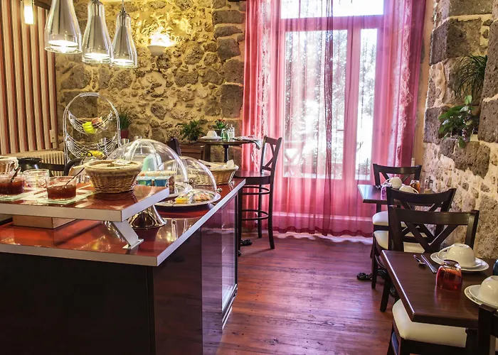 Hotel Henri IV
