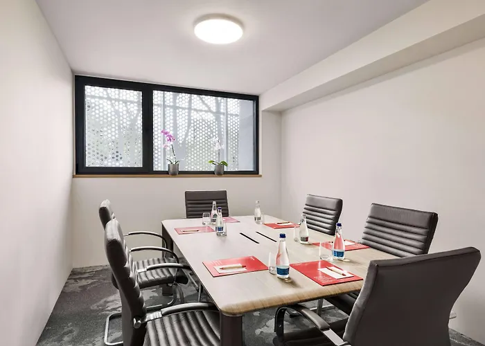 Ramada By Wyndham Slatina Parc