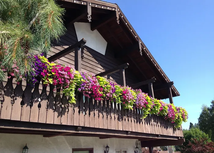 Linderhof Inn