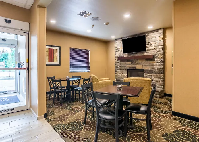 Cobblestone Hotel & Suites - Harborcreek