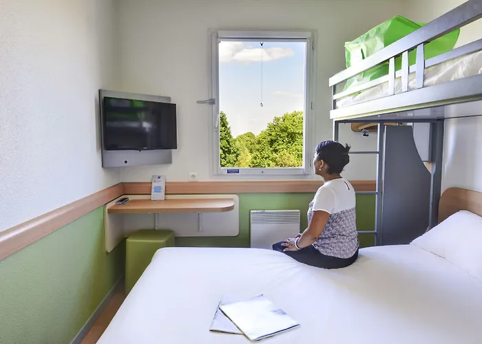 Ibis Budget Orly Chevilly Tram 7