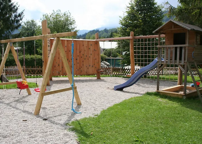 Outdoorhotel Jaeger Von Fall