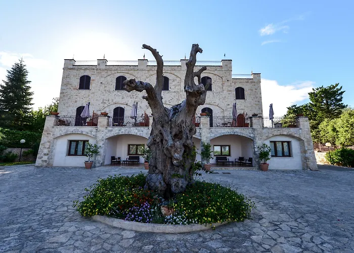 Hotel Castel Miramonti