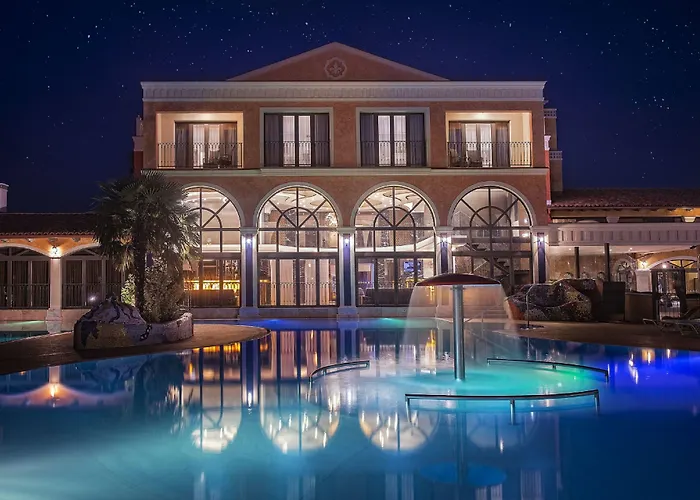 Villa Plaza Boutique Hotel & Spa