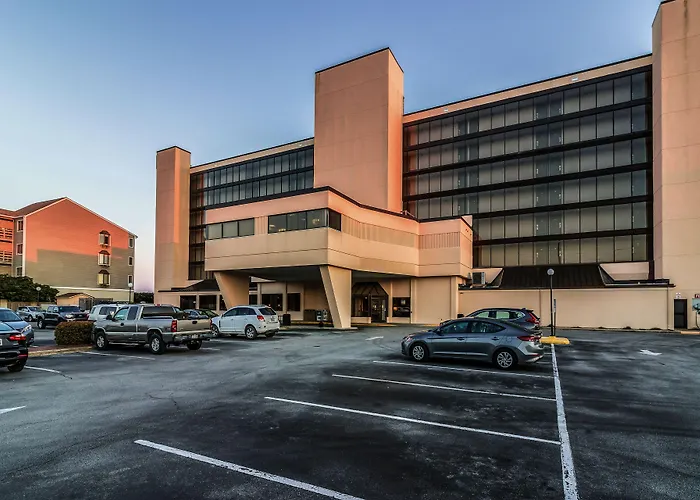 Crystal Coast Oceanfront Hotel