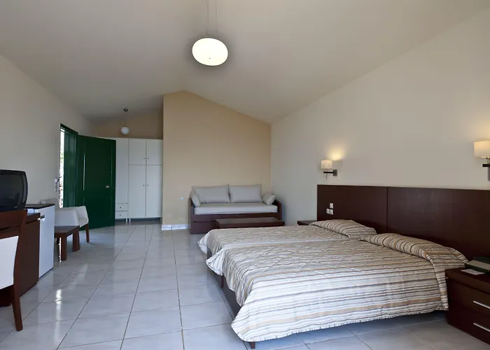 Skiathos Club Hotel & Suites