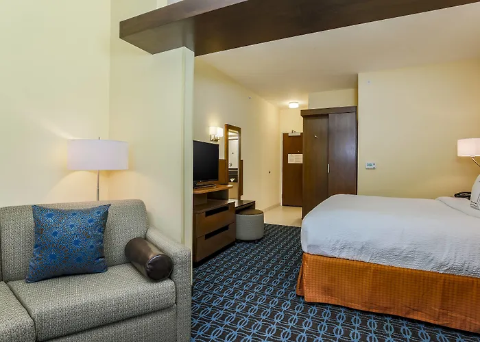 Fairfield Inn & Suites By Marriott Snyder
