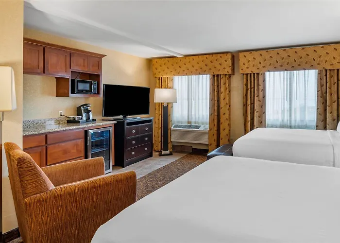 Lloyd Hotel Astoria Bayfront. An Ascend Collection Hotel