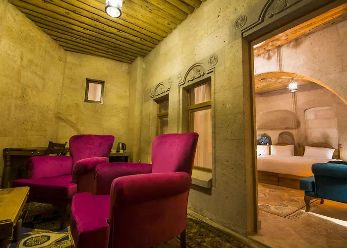 Caldera Cave Hotel