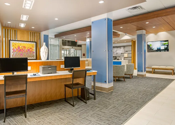 Holiday Inn Express & Suites - Carrollton West By Ihg