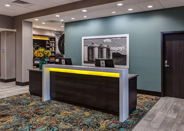 Hampton Inn & Suites-Wichita/Airport, Ks