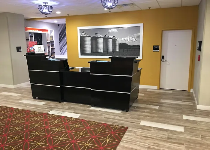 Hampton Inn Mcpherson