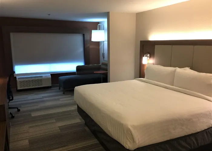 Holiday Inn Express & Suites Danville By Ihg