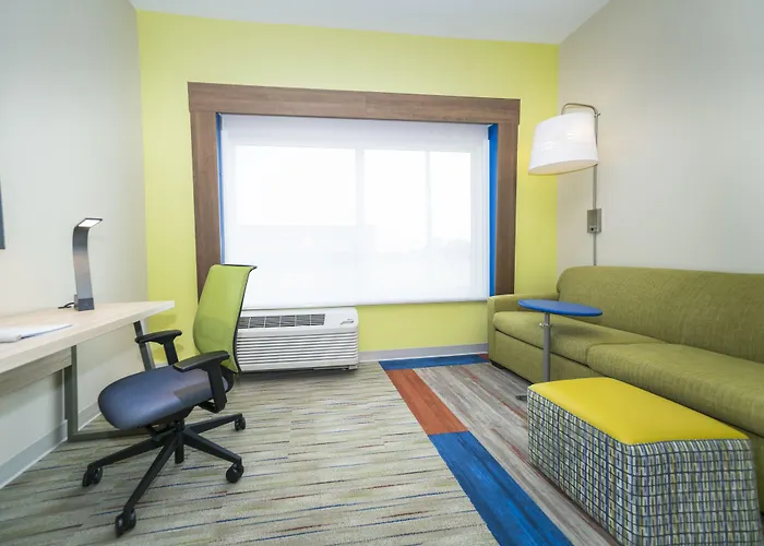 Holiday Inn Express & Suites - Southaven Central - Memphis By Ihg
