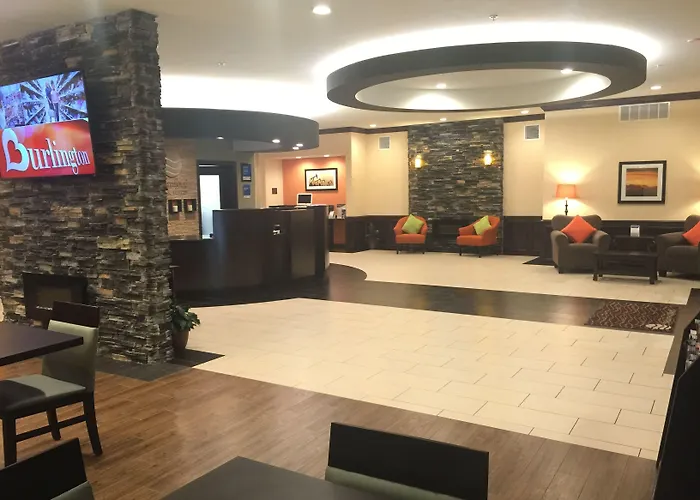 Comfort Inn & Suites Moore - Oklahoma City
