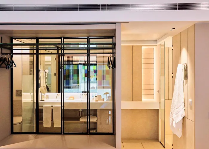 Hotel Becquer
