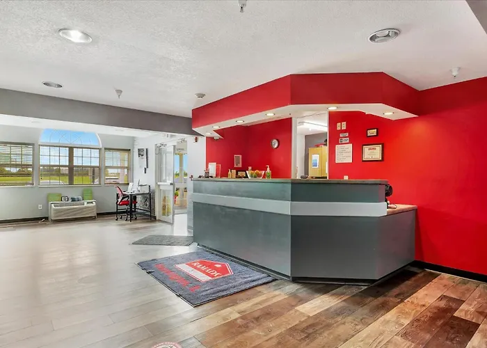 Ramada Limited Bloomington Il I-74/I-55