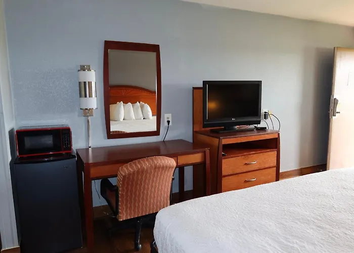 Americas Best Value Inn Yukon