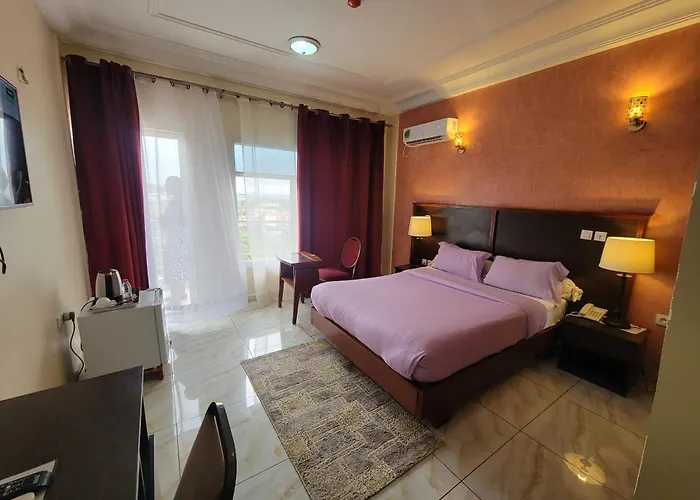 Safyad Hotel