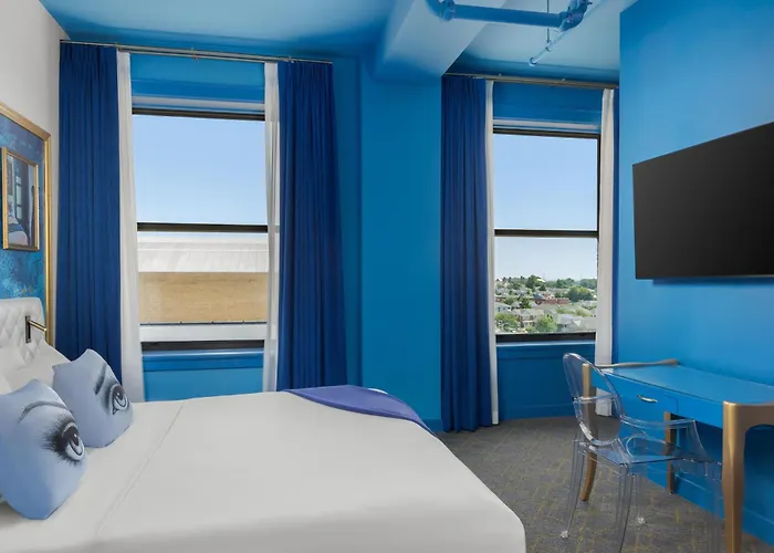 Angad Arts Hotel St. Louis, Tapestry Collection By Hilton